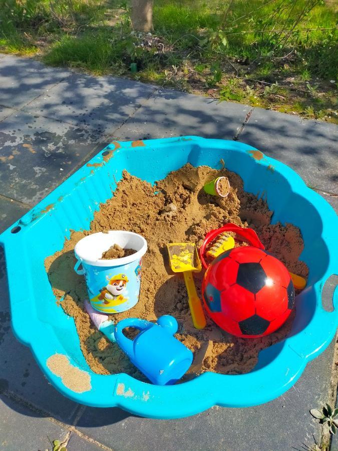 Bj Chalets - De Rug 3 - Vakantiepark Lauwersoog - Luxe Chalet Met Vaatwasser En Inloopkast! Vroege Incheck! Met Airco! Exteriör bild
